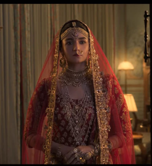 Alia Bhatt as bride in Raazi