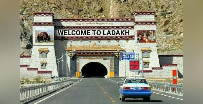 Zoji- la Tunnel (Jammu and Kashmir)
