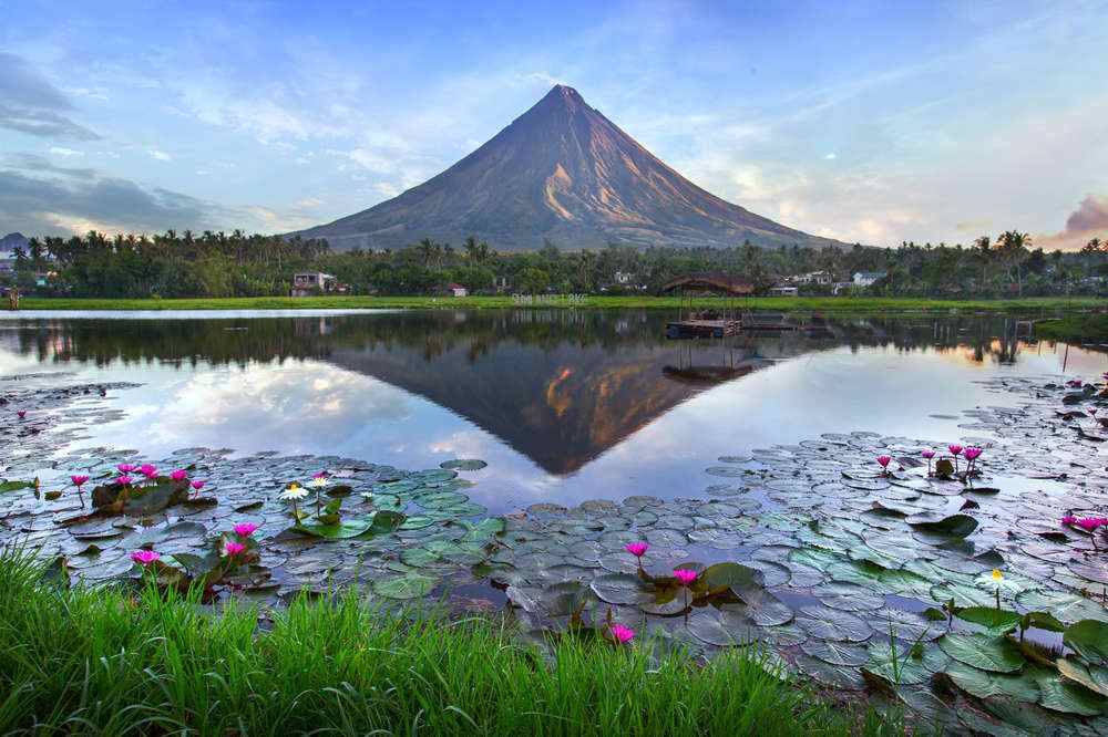 philippines the pearl of the east mayon volcano